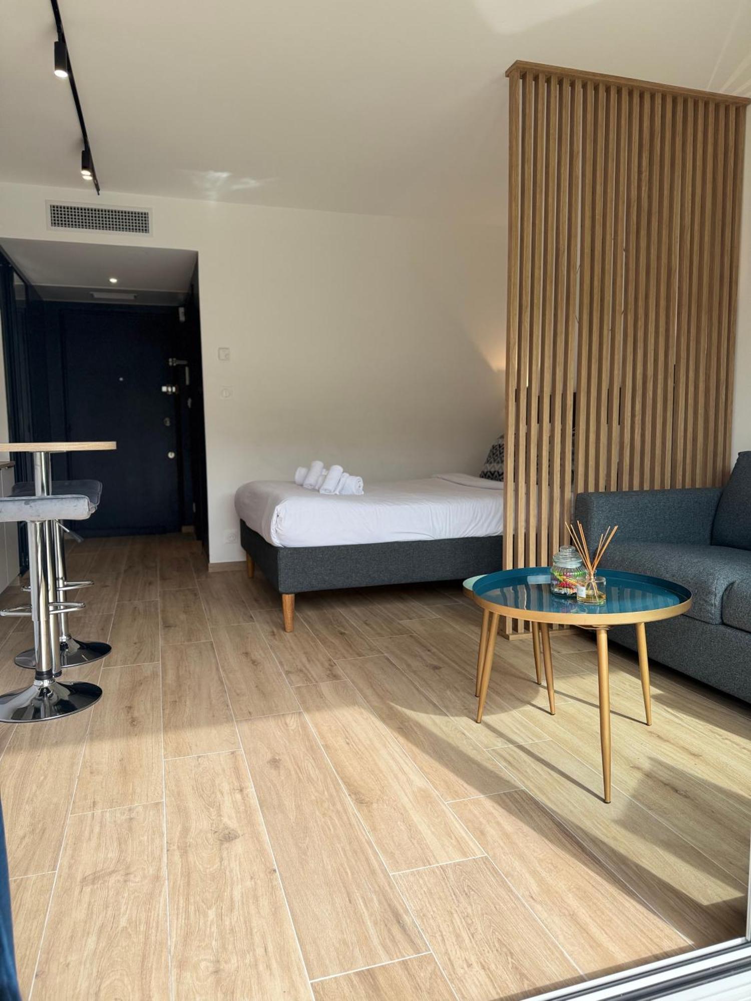 Cosy Appartement, Centre-Ville Cannes, Terrasse, Clim Kültér fotó